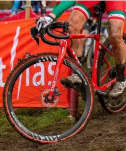 Brands Challenge Limus TE Tubular Cyclocross Tyre 700c X 33c (Red Wall Ltd Edition)